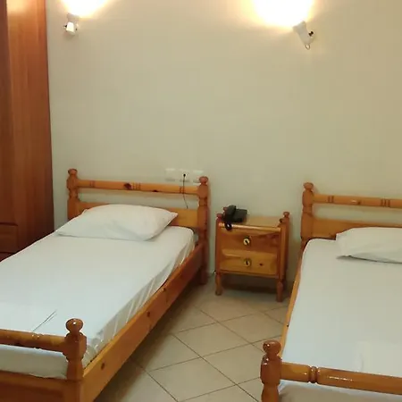 Aparthotel Alexandros Kamena Vourla Zimmer foto