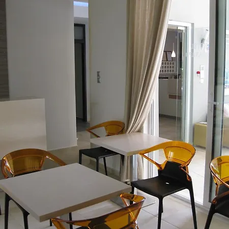 Aparthotel Alexandros Kamena Vourla Exterior foto