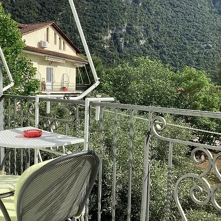 Aparthotel Alexandros Kamena Vourla Exterior foto